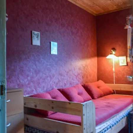 3 Bedroom Lovely In Helvik