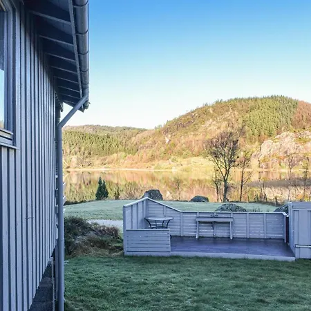3 Bedroom Lovely In Helvik *